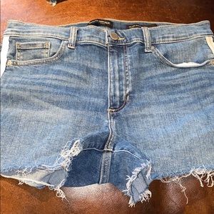 cut off jean shorts